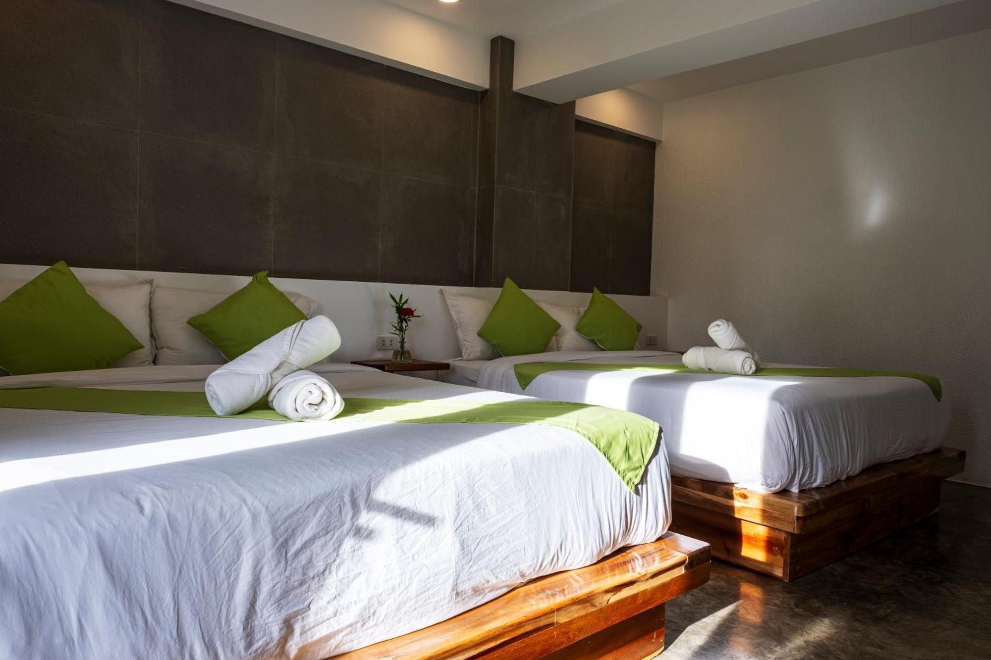 Siargao Lisuga Hotel Хенераль-Луна Екстер'єр фото