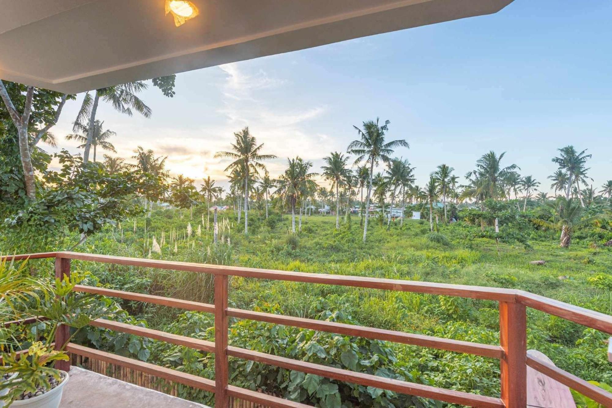 Siargao Lisuga Hotel Хенераль-Луна Екстер'єр фото